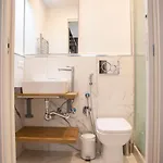 Ad Tritone Guest house Rome