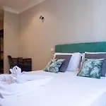 Guest house Ad Tritone 4*