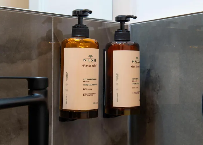 Ad Tritone Affittacamere 4*