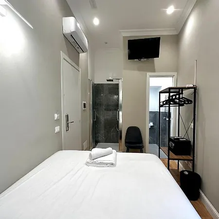 ゲストハウス Ad Tritone