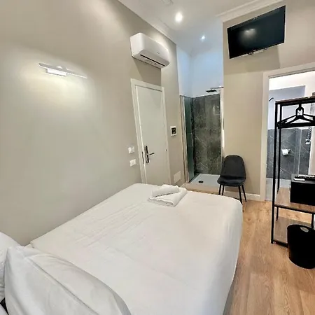 Ad Tritone ゲストハウス ローマ