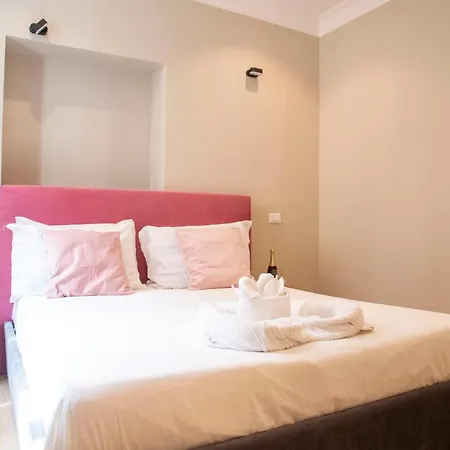 Ad Tritone 4* Roma