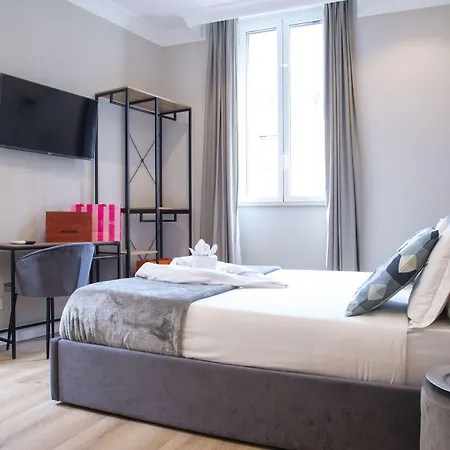 Ad Tritone 4* Roma