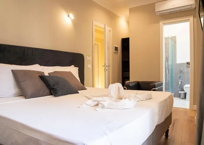 Ad Tritone 4* Roma